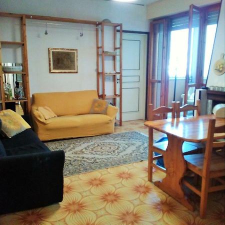 Casa Vacanze Moggio Moggio  Luaran gambar