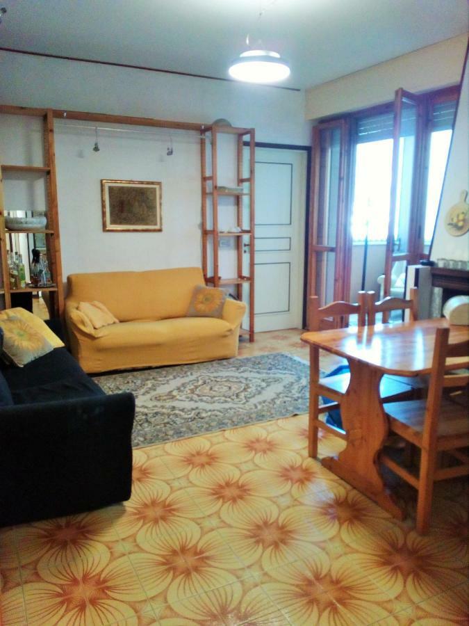 Casa Vacanze Moggio Moggio  Luaran gambar